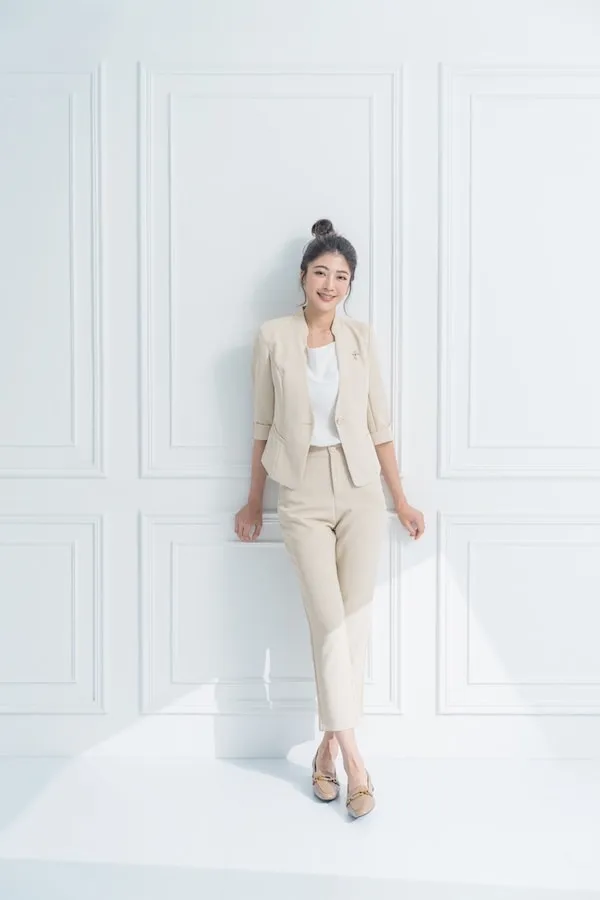 女裝西裝白米35-轉檔前格式-為-jpg